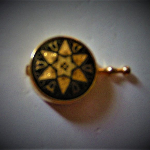 Vintage diamond cut gold inlay purse cigarette ashtray! - Picture 8 of 9